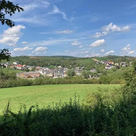 아파트 Stilvolle Im Ostseebad *